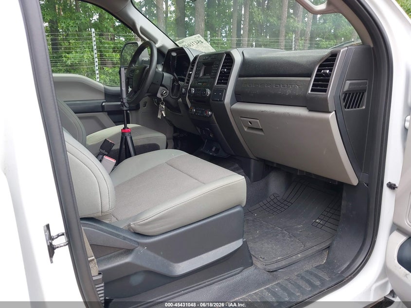 2017 FORD F-350 KING RANCH/LARIAT/PLATINUM/XL/XLT — Фото 5