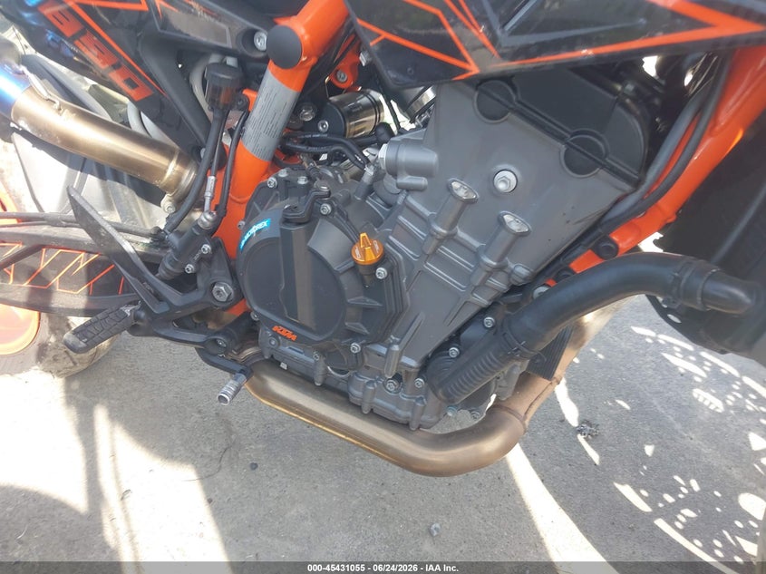 2023 Ktm 890 Duke R VIN: VBKTU9400PM849014 Lot: 45431055