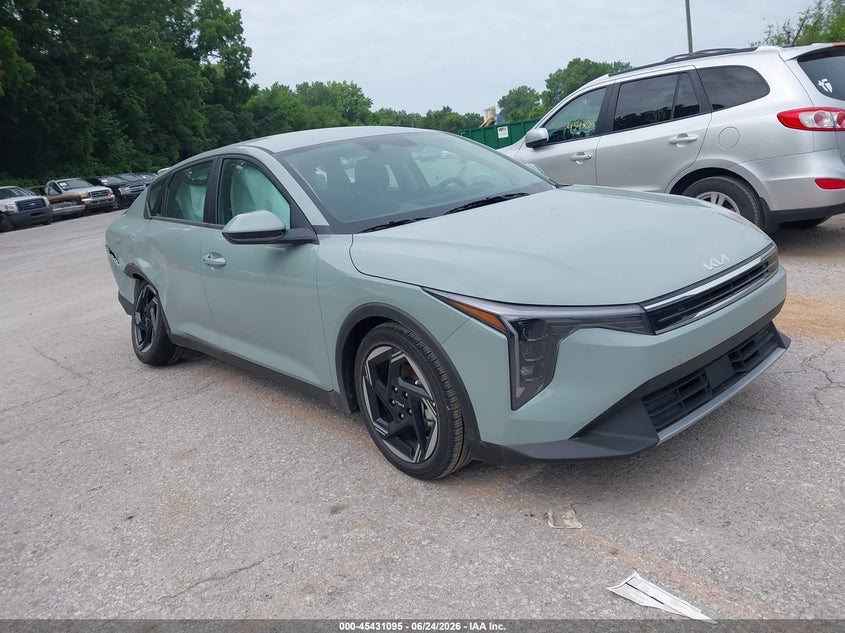 Vin: 3kpfu4de3se225681, lot: 45929195, kia k4 ex 2025 img_1