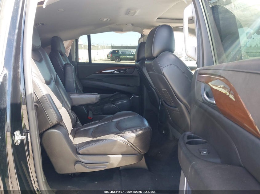 2018 Cadillac Escalade Esv Luxury VIN: 1GYS3HKJ6JR361230 Lot: 45431107