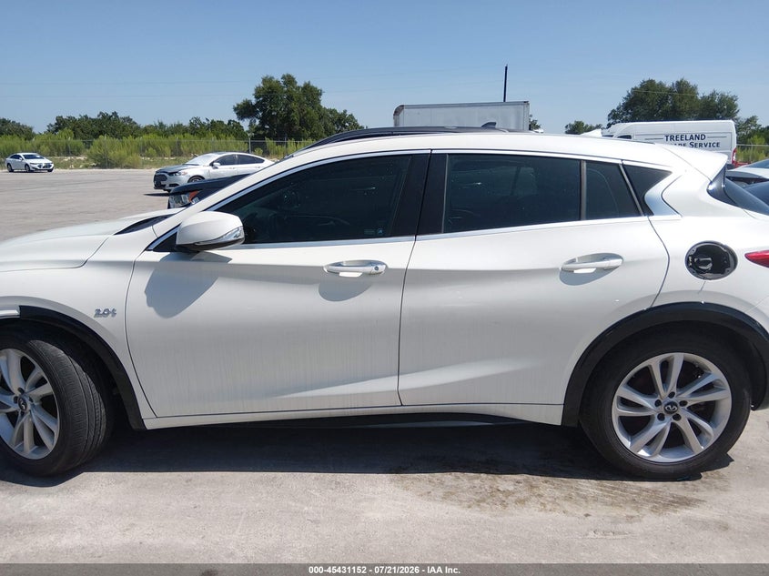 2017 Infiniti Qx30 VIN: SJKCH5CP8HA037280 Lot: 45431152