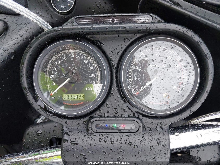 2011 Harley-Davidson Fltru VIN: 1HD1KGM18BB638335 Lot: 45431161