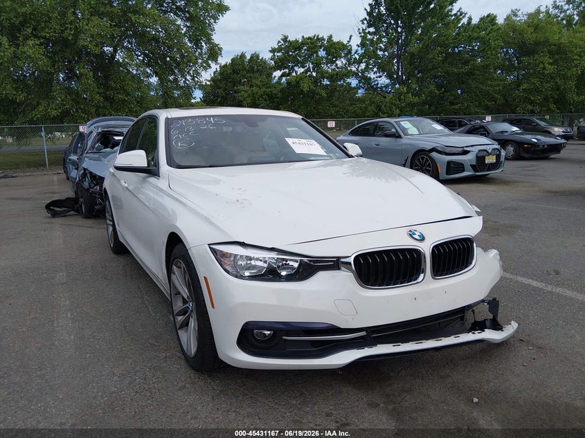 Vin: wba8d9g59hnu60461, lot: 45929267, bmw 330i xdrive 2017 img_1