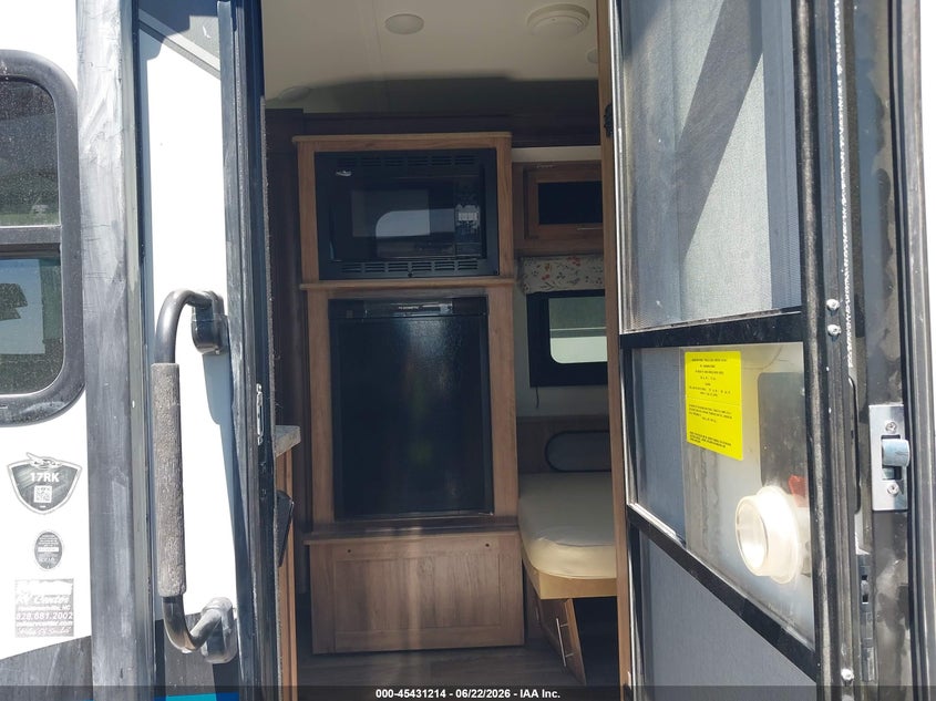 2018 JAYCO HUMMINGBIRD 17RK auction photo 5
