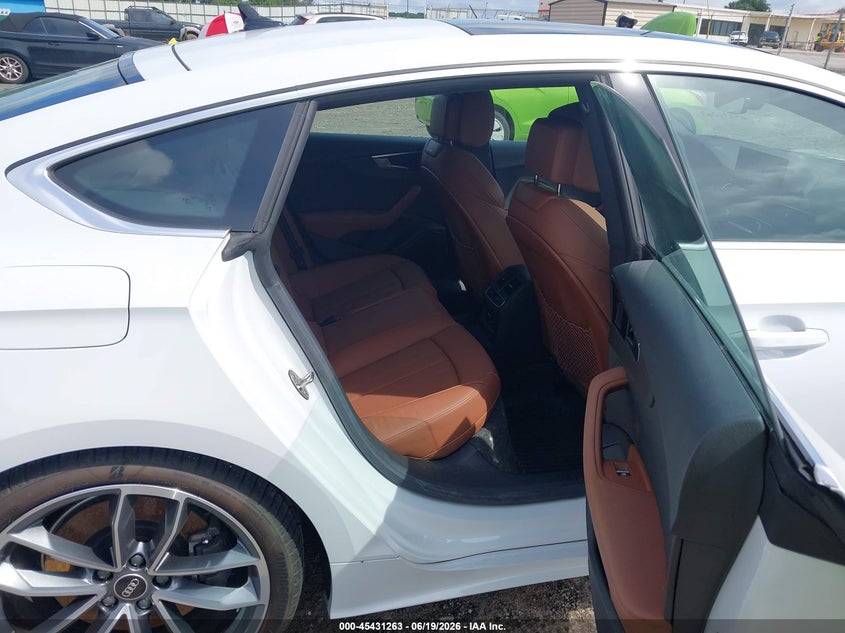 2023 AUDI A5 SPORTBACK auction photo 8
