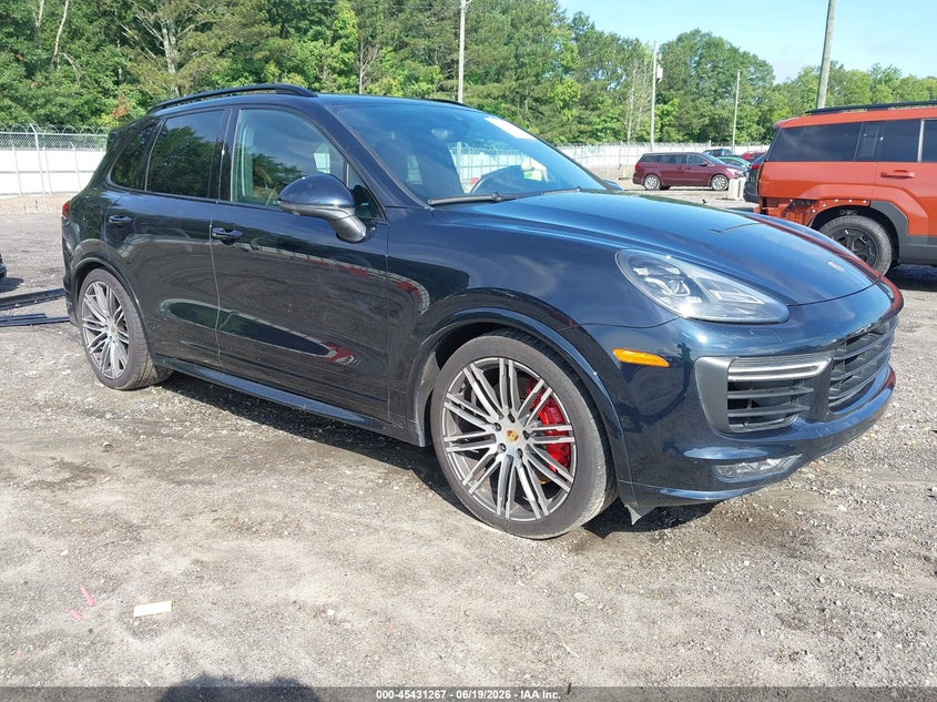 2017 PORSCHE CAYENNE auction photo 1
