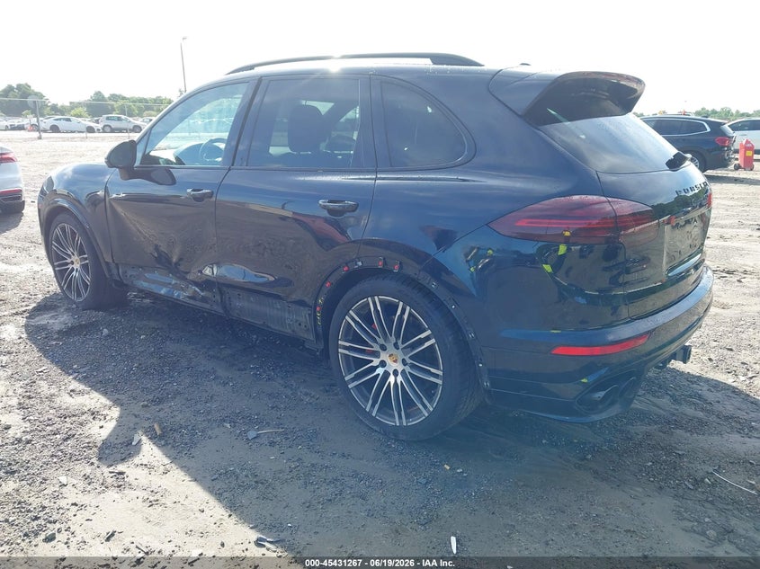 2017 PORSCHE CAYENNE auction photo 3