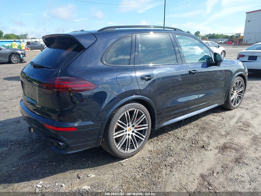 2017 PORSCHE CAYENNE auction photo 4