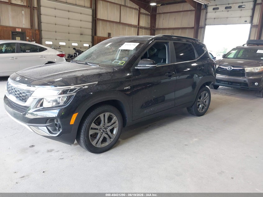 2021 KIA SELTOS auction photo 2