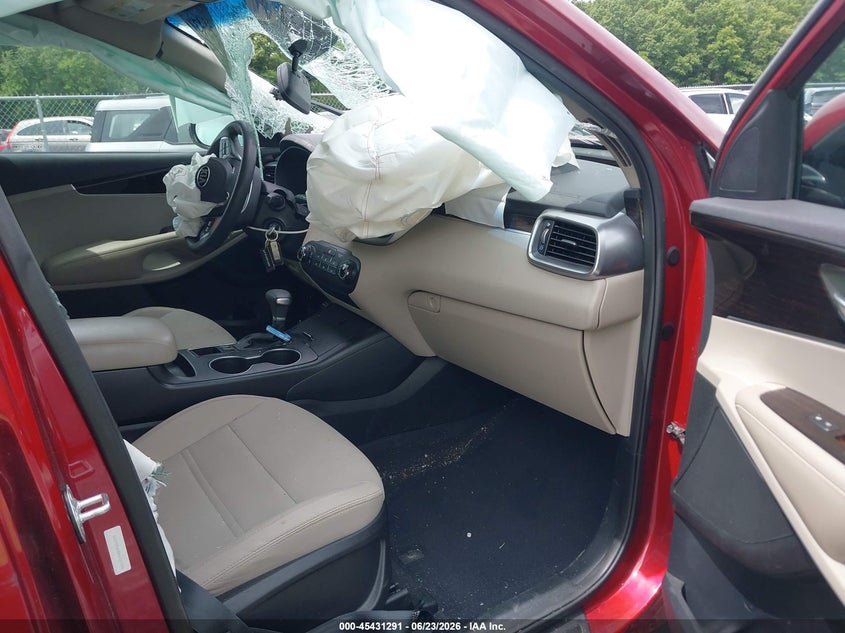 2019 KIA SORENTO auction photo 5