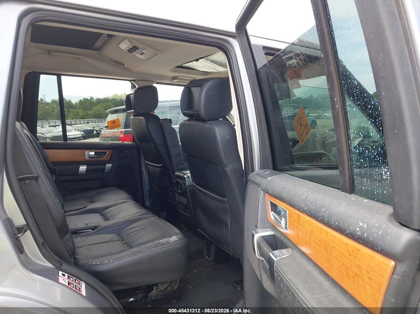 2012 LAND ROVER LR4 auction photo 8