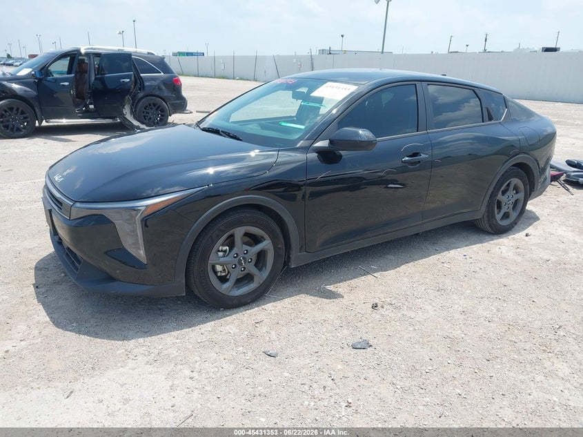 Vin: 3kpft4dexse111146, lot: 45929453, kia k4 lxs 20252