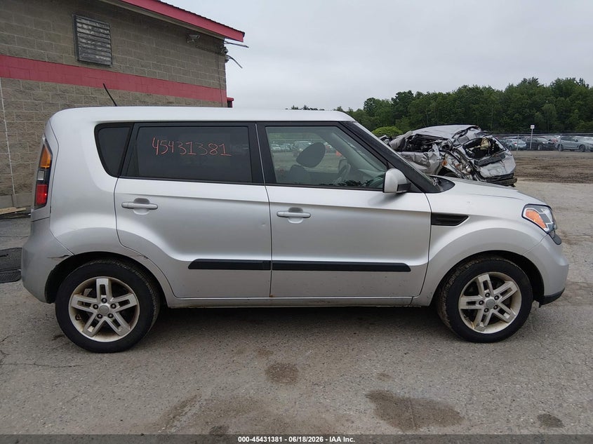 2011 KIA SOUL HATCHBACK 2.0L I-4 DOHC, VVT, 142HP