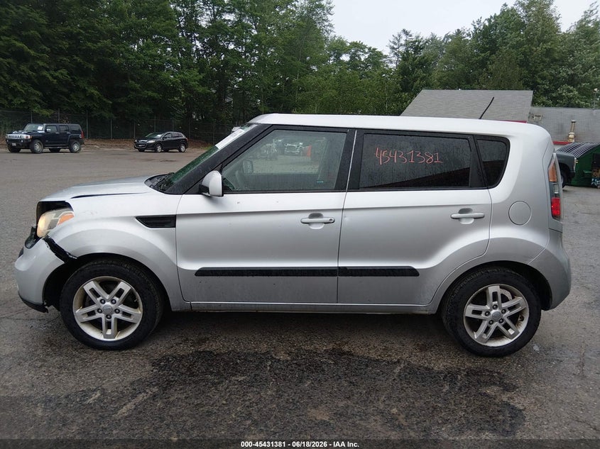 2011 KIA SOUL HATCHBACK 2.0L I-4 DOHC, VVT, 142HP
