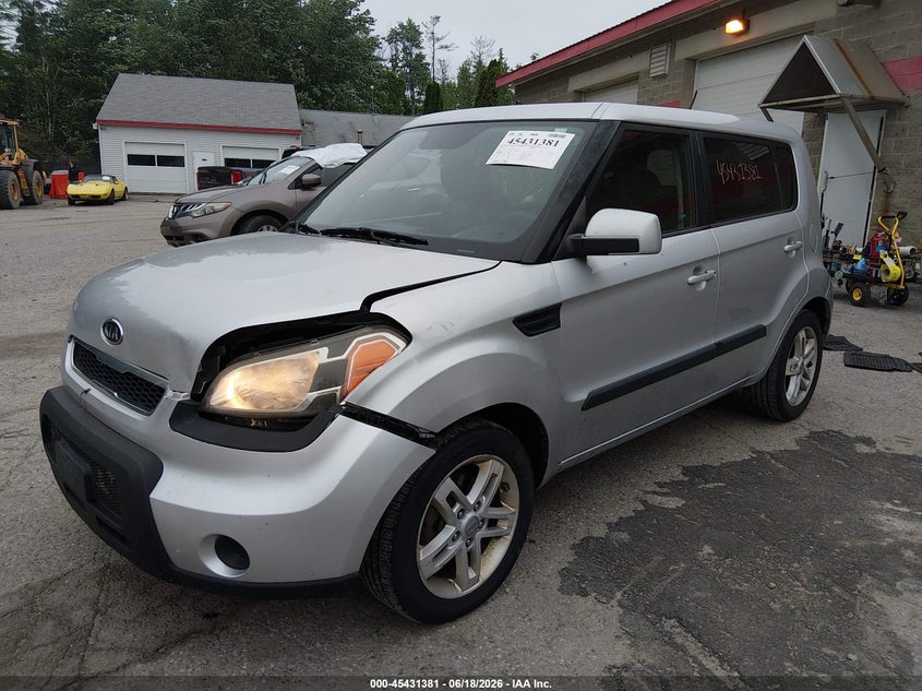 2011 KIA SOUL HATCHBACK 2.0L I-4 DOHC, VVT, 142HP