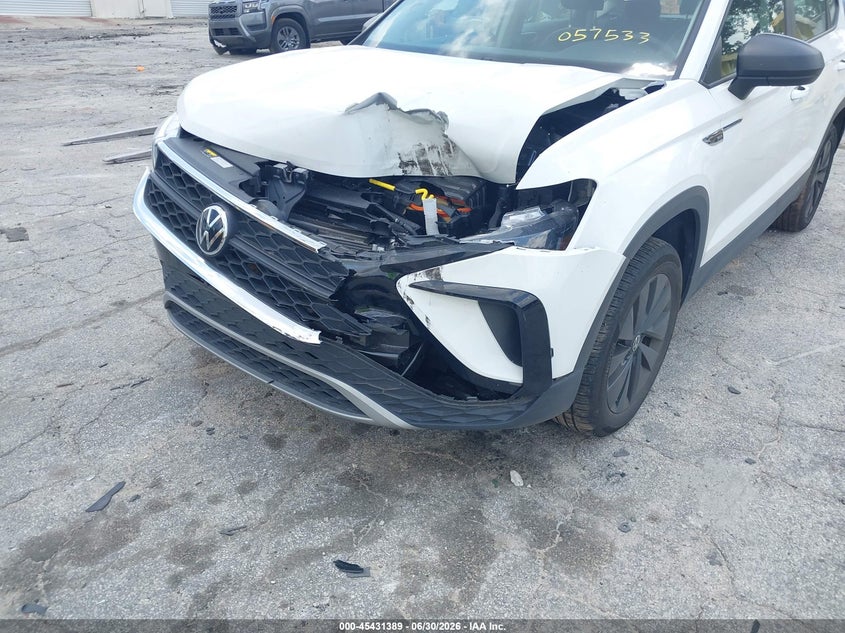 2022 Volkswagen Taos 1.5T S VIN: 3VVAX7B23NM057533 Lot: 45431389