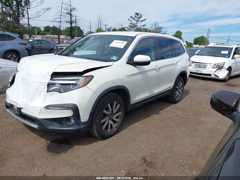 2019 HONDA PILOT auction photo 2
