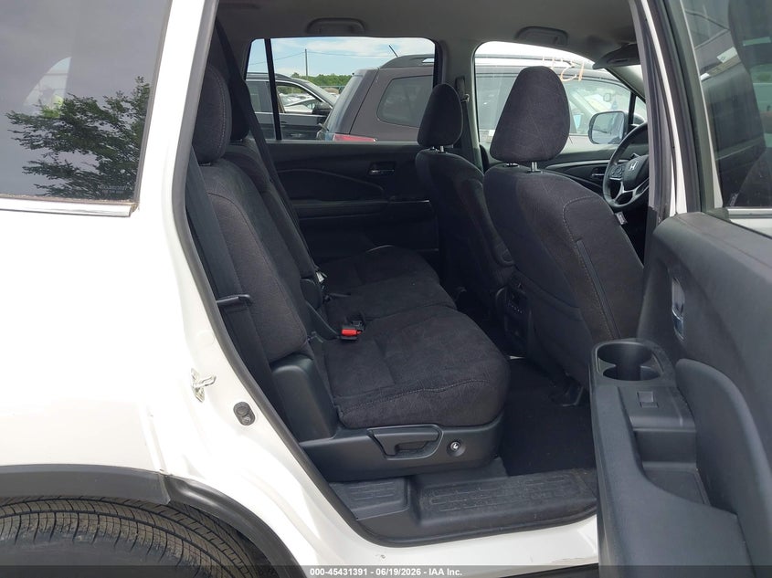 2019 HONDA PILOT auction photo 8