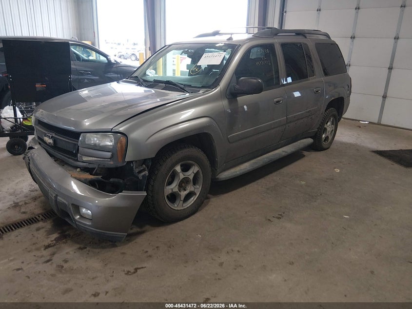2005 CHEVROLET TRAILBLAZER EXT auction photo 2