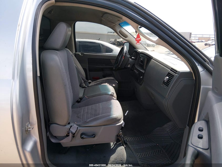 2008 DODGE RAM 1500 auction photo 5