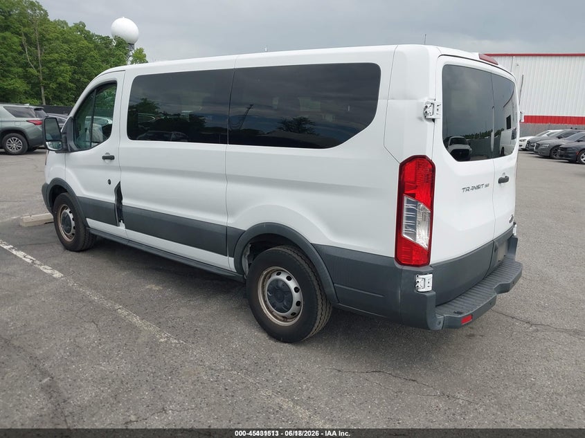 2016 FORD TRANSIT-150 auction photo 3