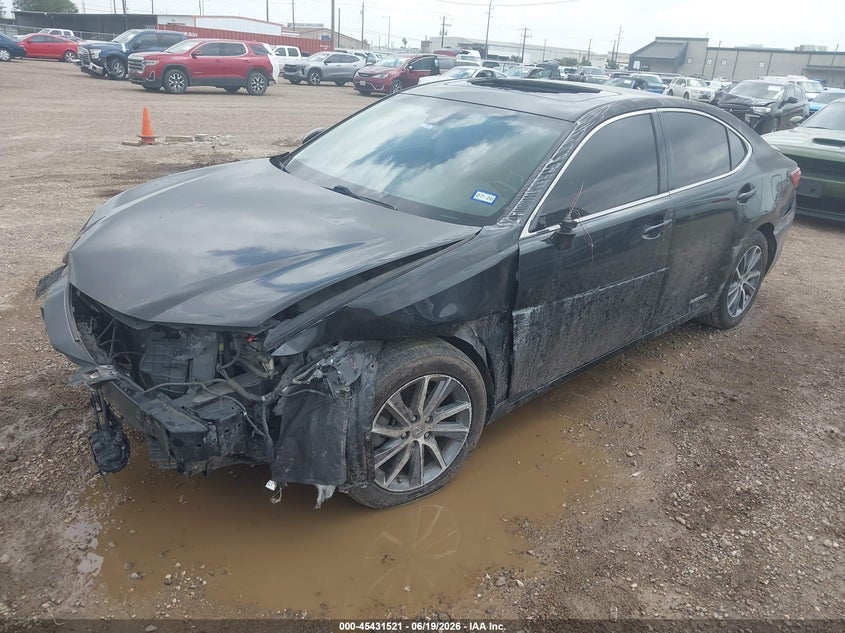 Vin: jthbw1gg0j2173246, lot: 45929621, lexus es 300h 20182