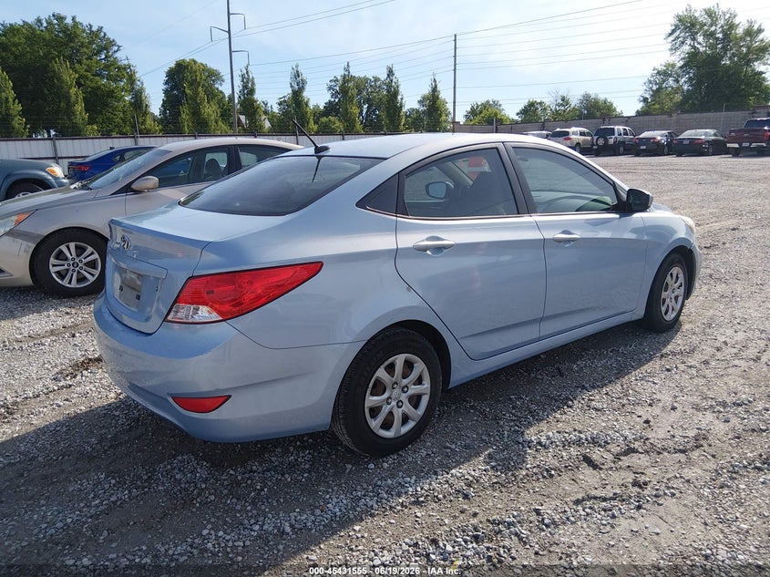 2013 HYUNDAI ACCENT auction photo 4