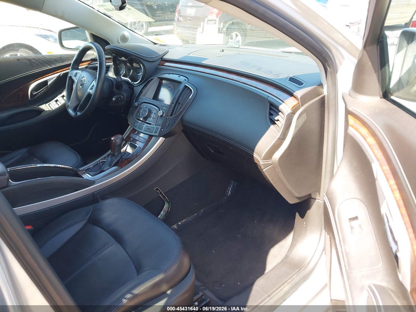 2010 BUICK LACROSSE auction photo 5