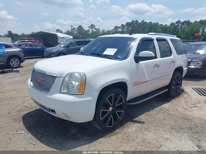 2011 GMC YUKON auction photo 2