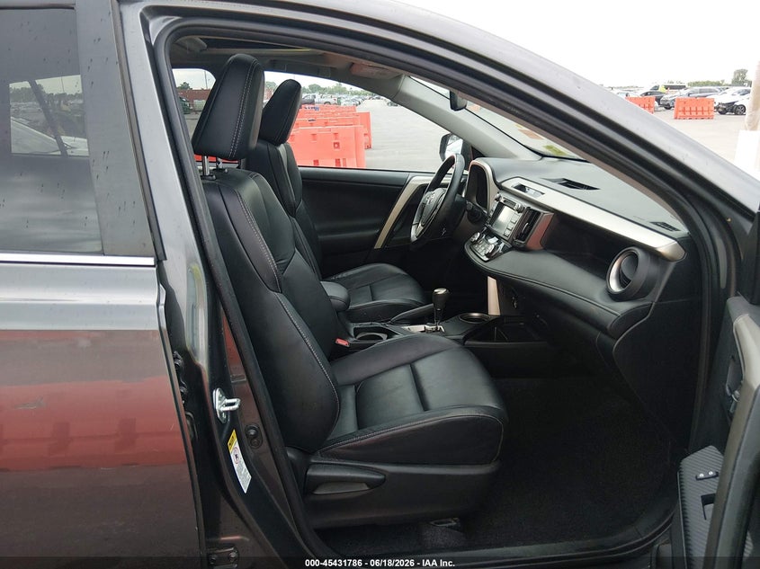 2015 TOYOTA RAV4 auction photo 5