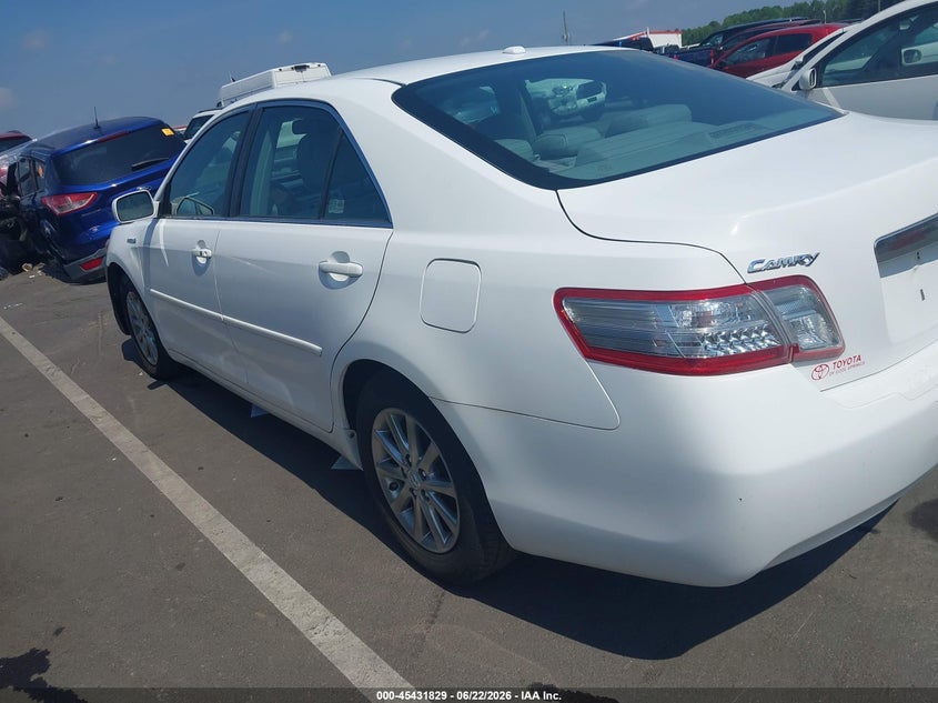 2011 TOYOTA CAMRY HYBRID auction photo 3