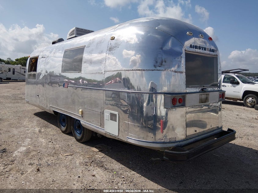 1965 AIRSTREAM OVERLANDER auction photo 3