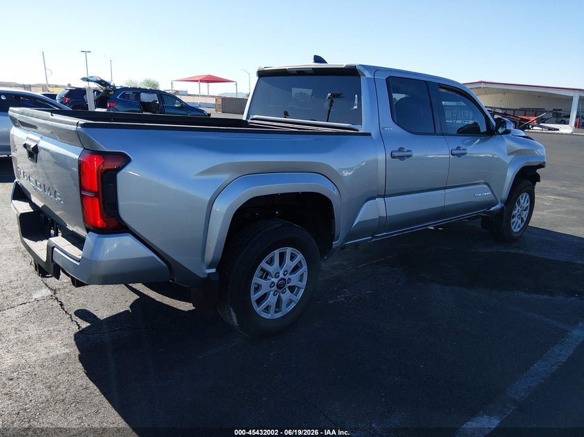 2026 TOYOTA TACOMA auction photo 4