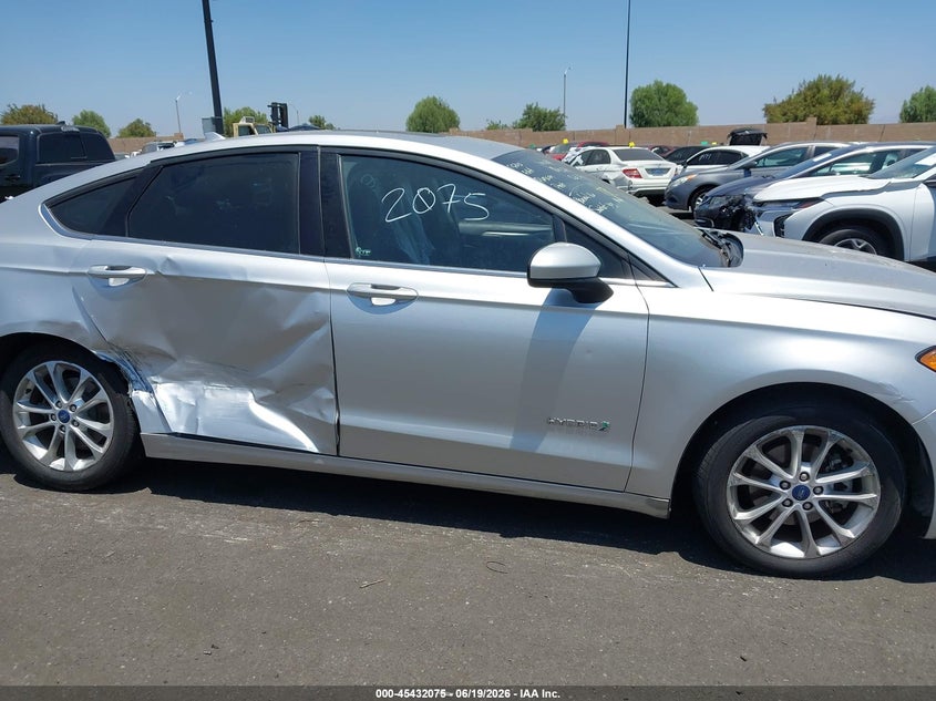 2019 Ford Fusion Hybrid Se VIN: 3FA6P0LU7KR135120 Lot: 45432075