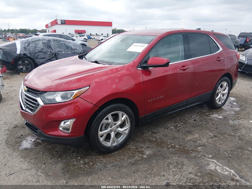 2020 CHEVROLET EQUINOX auction photo 2