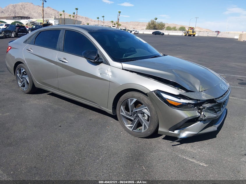 2025 Hyundai Elantra  (VIN: KMHLM4DG6SU992667)