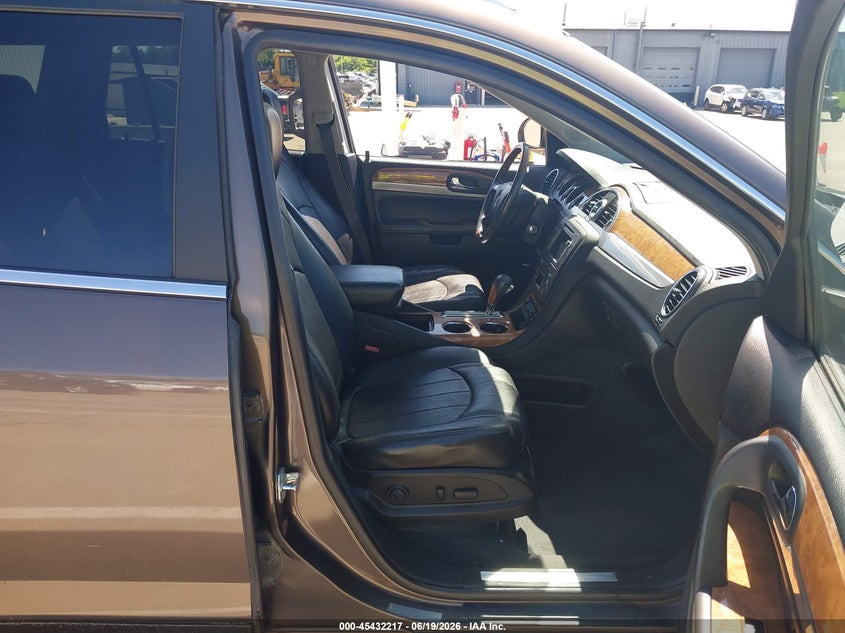 2012 BUICK ENCLAVE auction photo 5