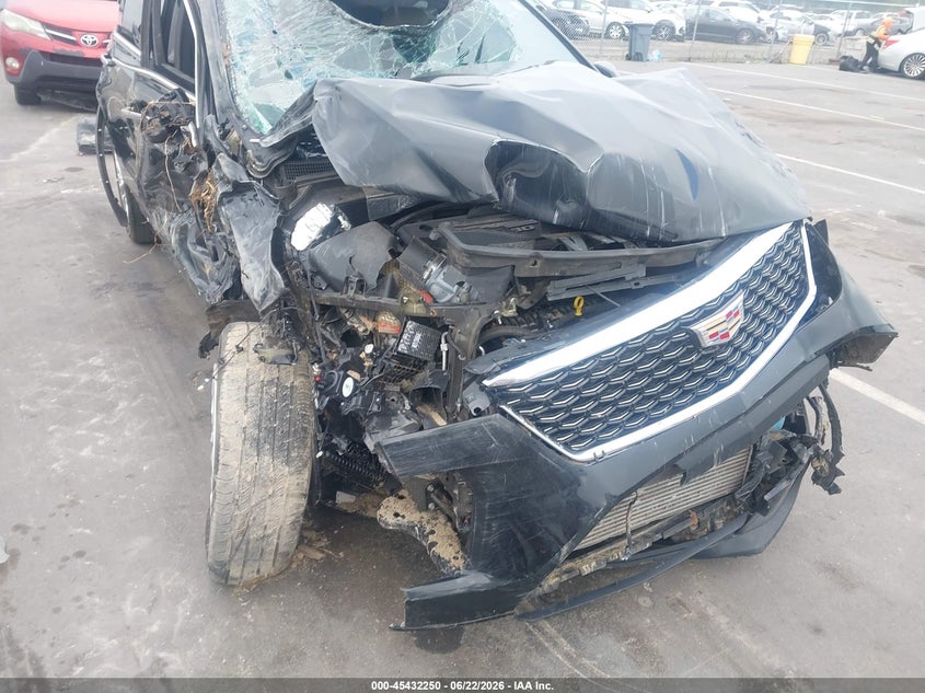 2024 Cadillac Xt4 Fwd Luxury VIN: 1GYAZAR46RF115373 Lot: 45432250