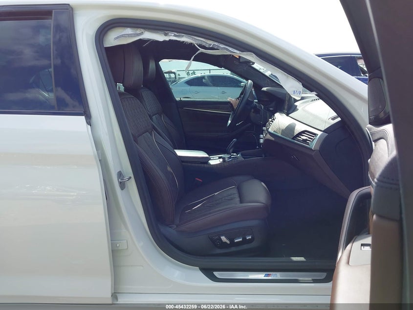 2020 BMW 540I auction photo 5