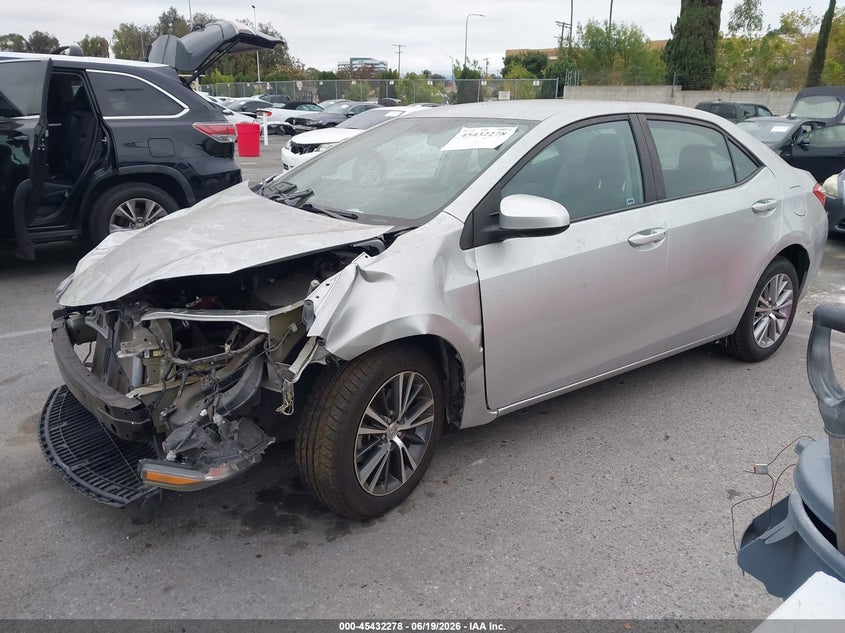 2015 Toyota Corolla Le Plus 5YFBURHE7FP211700 photo 1