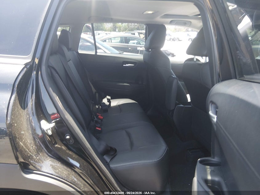 2024 Toyota Corolla Cross Xle VIN: 7MUDAAAG5RV075809 Lot: 45432409
