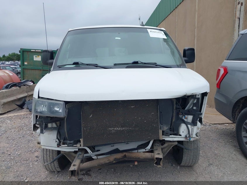 2020 Chevrolet Express Passenger Rwd 3500 Extended Wheelbase Ls VIN: 1GAZGNFP7L1256728 Lot: 45432419