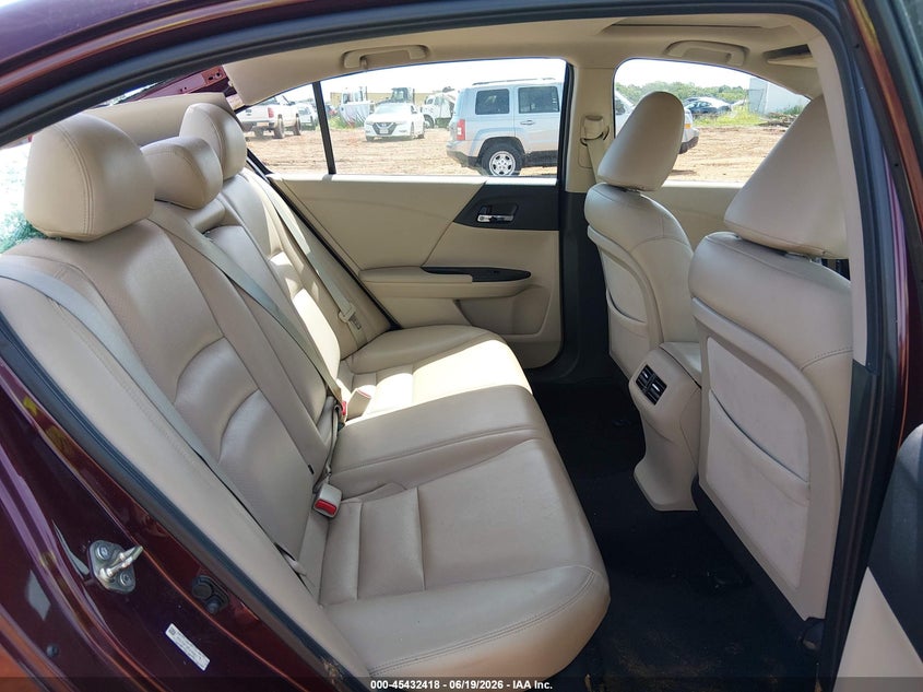 2014 HONDA ACCORD auction photo 8