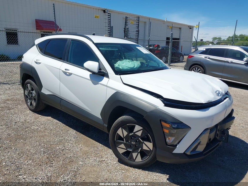 2024 HYUNDAI KONA auction photo 1