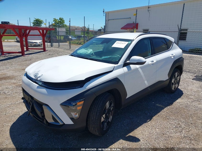 2024 HYUNDAI KONA auction photo 2