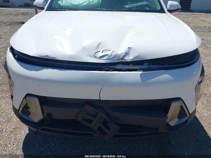 2024 HYUNDAI KONA auction photo 6