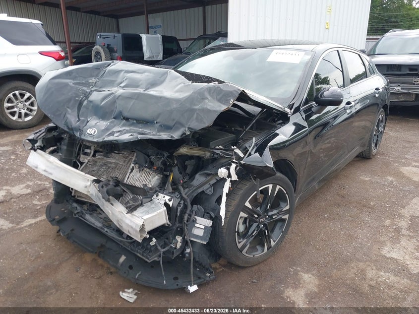 2021 KIA K5 auction photo 2