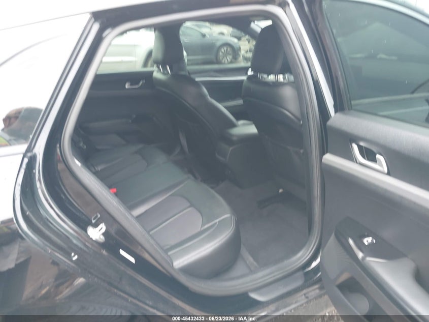 2021 KIA K5 auction photo 8