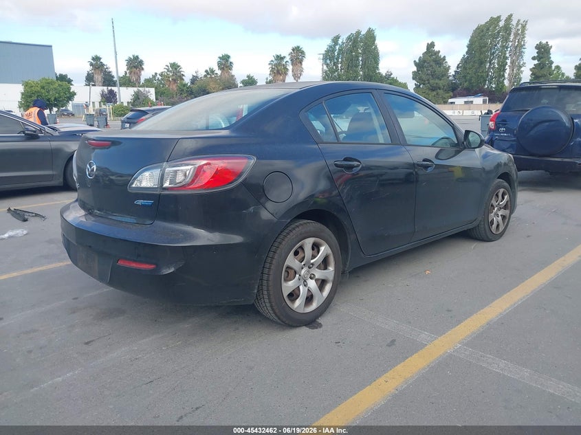 Vin: jm1bl1up7d1752792, lot: 45930562, mazda mazda3 i sport 20134