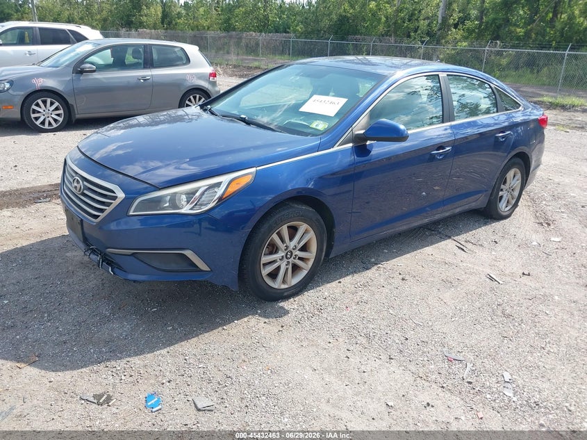 2016 Hyundai Sonata Se 5NPE24AF5GH295426 photo 1